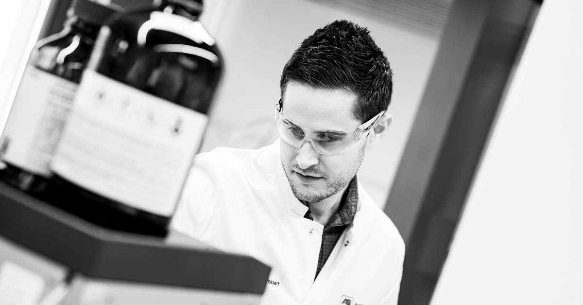 ISCO ACCQPrep mit Anwender im Hintergrund