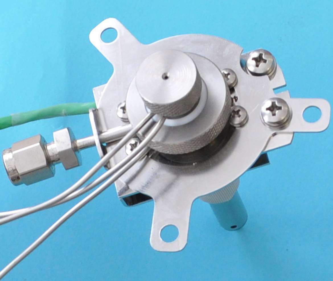 Abbildung Optik 4 injector body Agilent plate